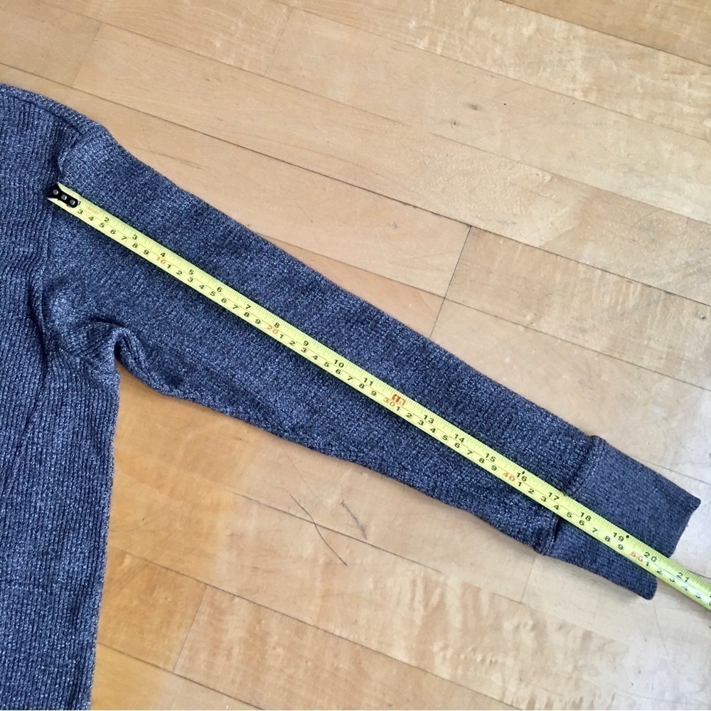WILT Notched Hem Thermal Crewneck Lightweight Sweater, Brown Heather, Size S - Picture 13 of 17